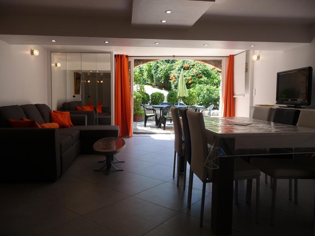 Appartement Castagniers Exterior photo